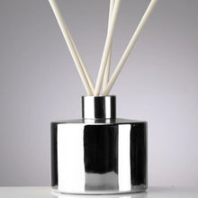 Load image into Gallery viewer, Reed Diffuser Silver with white reeds