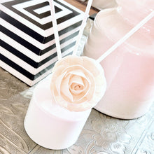 Load image into Gallery viewer, Sola Flower Rose Diffuser Reed