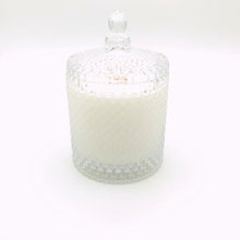 Load image into Gallery viewer, Amour Clear Basketweave Scented Candle
