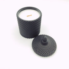 Load image into Gallery viewer, Amour Black Scented Luxury Candle
