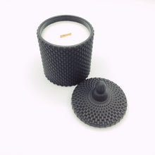 Load image into Gallery viewer, Amour Black Scented Luxury Candle
